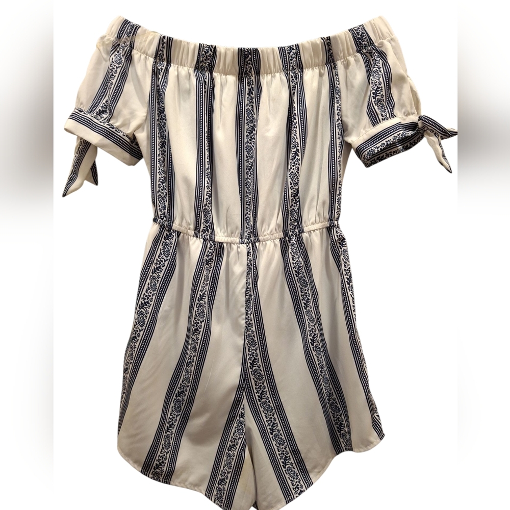 "Blush" Sz. S Navy & White Striped Off-Shoulder Romper. No flaws. So cute...